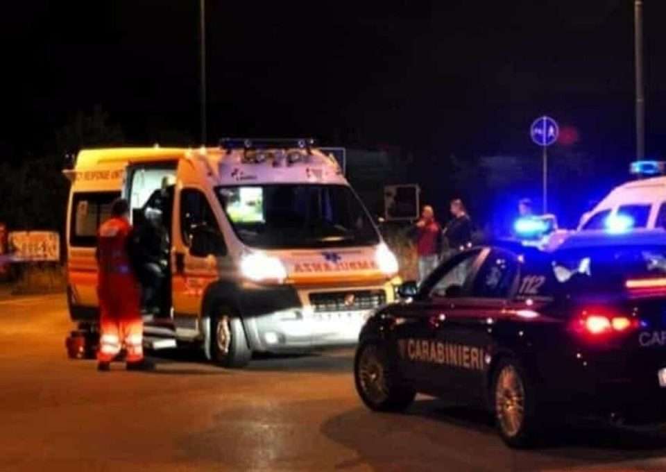 Incidente a Licola tra auto e scooter